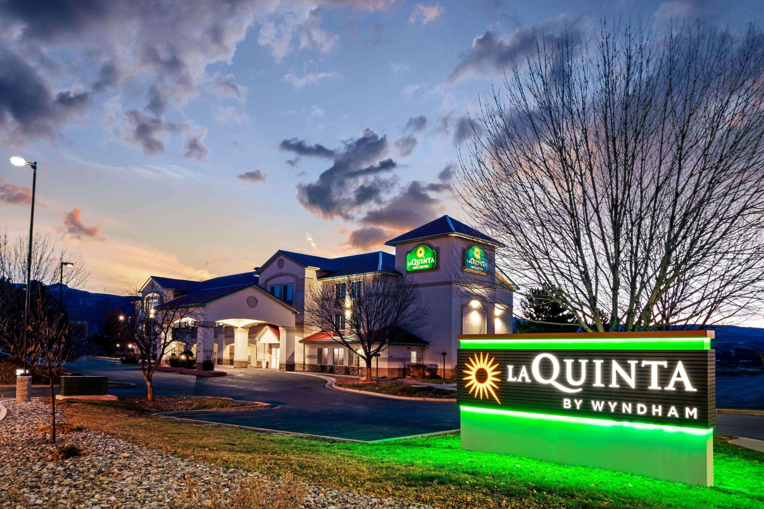 La Quinta By Wyndham Fruita Hotel Exterior foto
