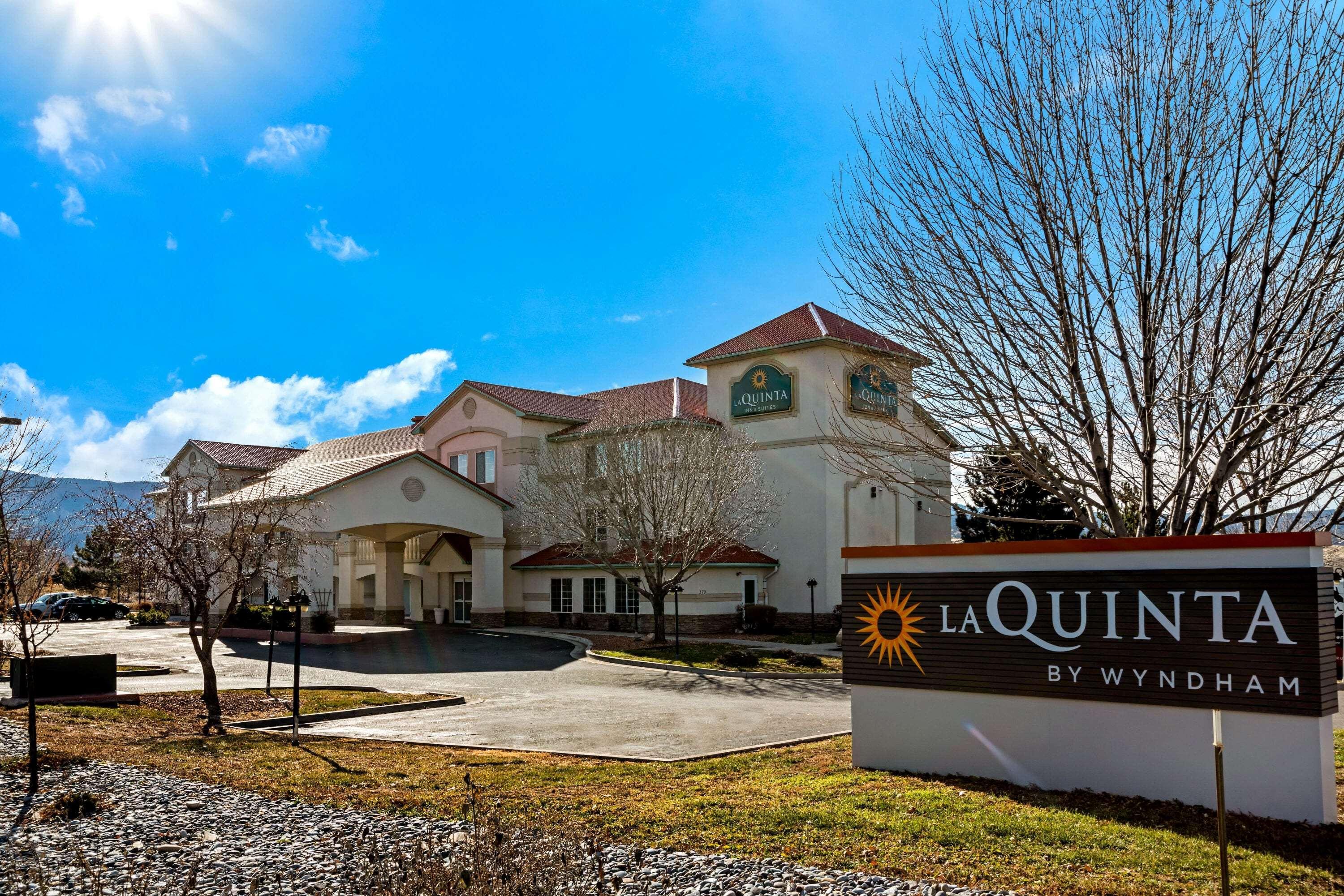 La Quinta By Wyndham Fruita Hotel Exterior foto